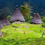 Ragam Wisata Dan Tradisi Unik Di Indonesia