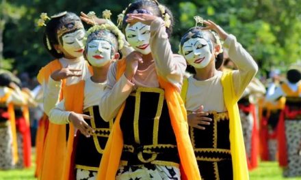 Keunikan Tradisi Dan Budaya Lokal Yang Masih Dilestarikan