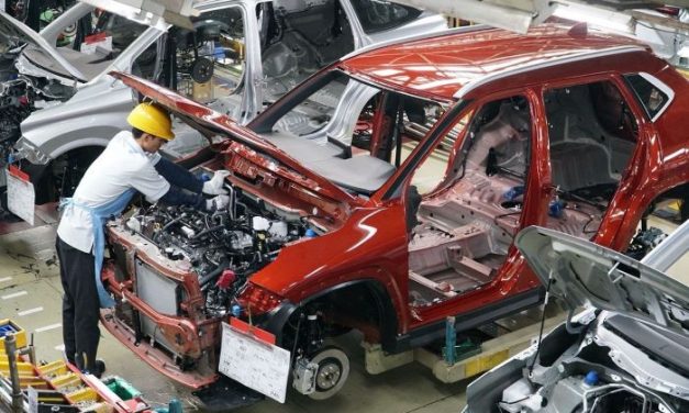 Industri Otomotif Menghadapi Transformasi Besar