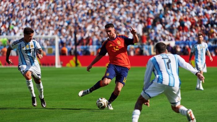 Perkembangan Taktik Sepak Bola Di Era Modern